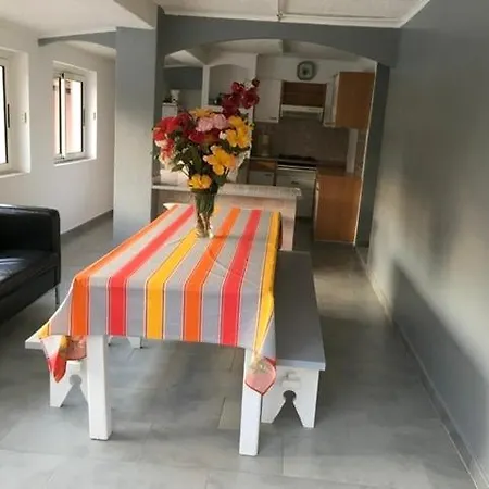 Rez De Chaussé *