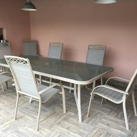 Apartment Rez De Chausse