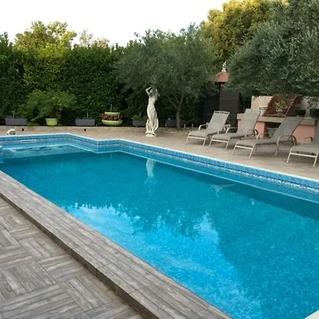 Apartment Rez De Chausse *